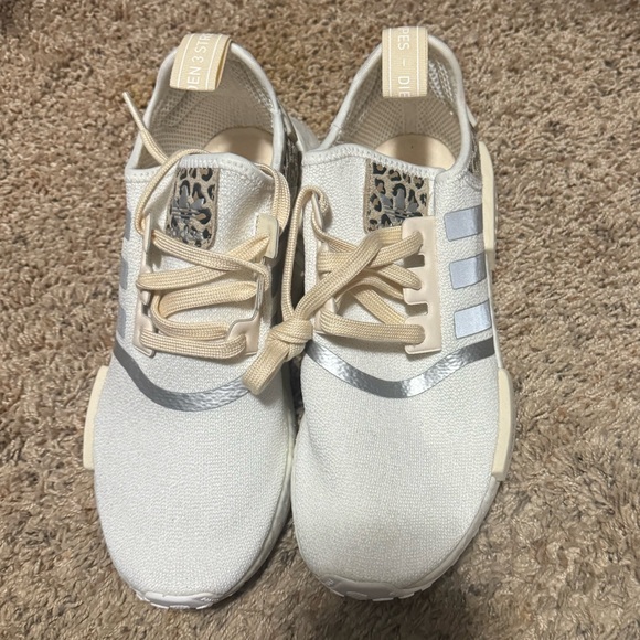 Adidas Women’s sneakers - Picture 1 of 7